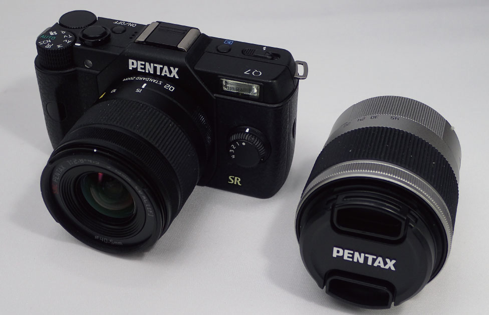  Pentax Q7    Com